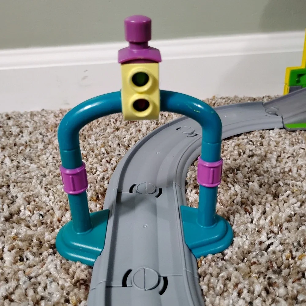 Chuggington Interactive Railway Wash & Fuel Set Complete Brewster READ DESCRIPTI